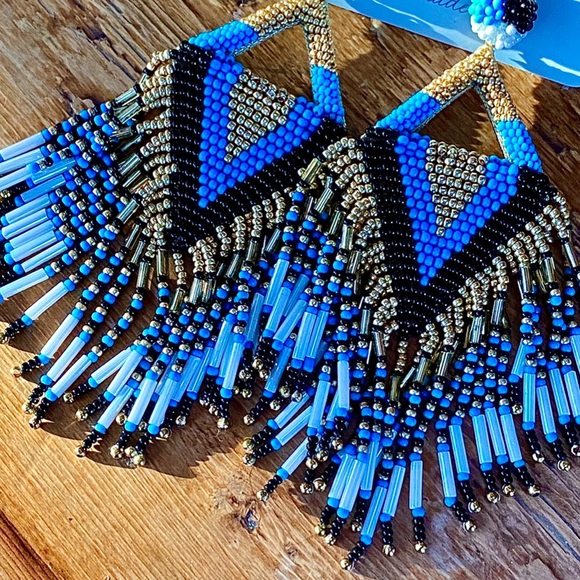 🌺🎉HP🎉🌺 NWT Deepa Gurnani Luxe Beaded Diamond Chandeliers - Picture 13 of 16